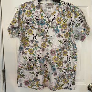 UA Scrubs Easter L scrub top